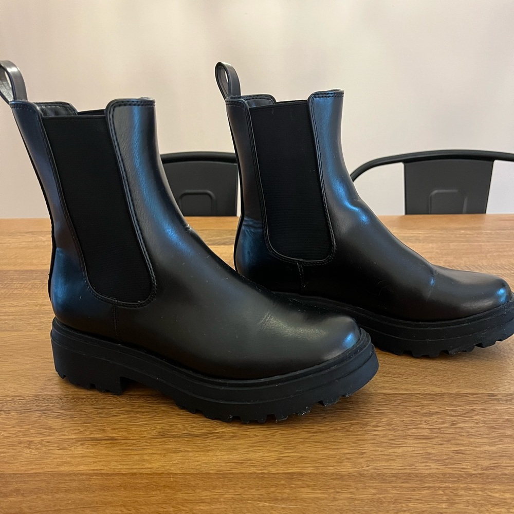 A New Day (Target) Chelsea Boot - Black Size 6.5